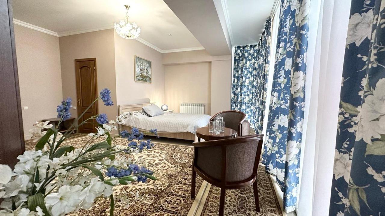 Cannes Отель Шымкент